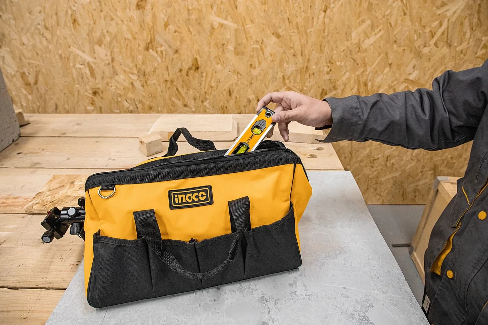 Уровень HMSL01030 INGCO SUPER