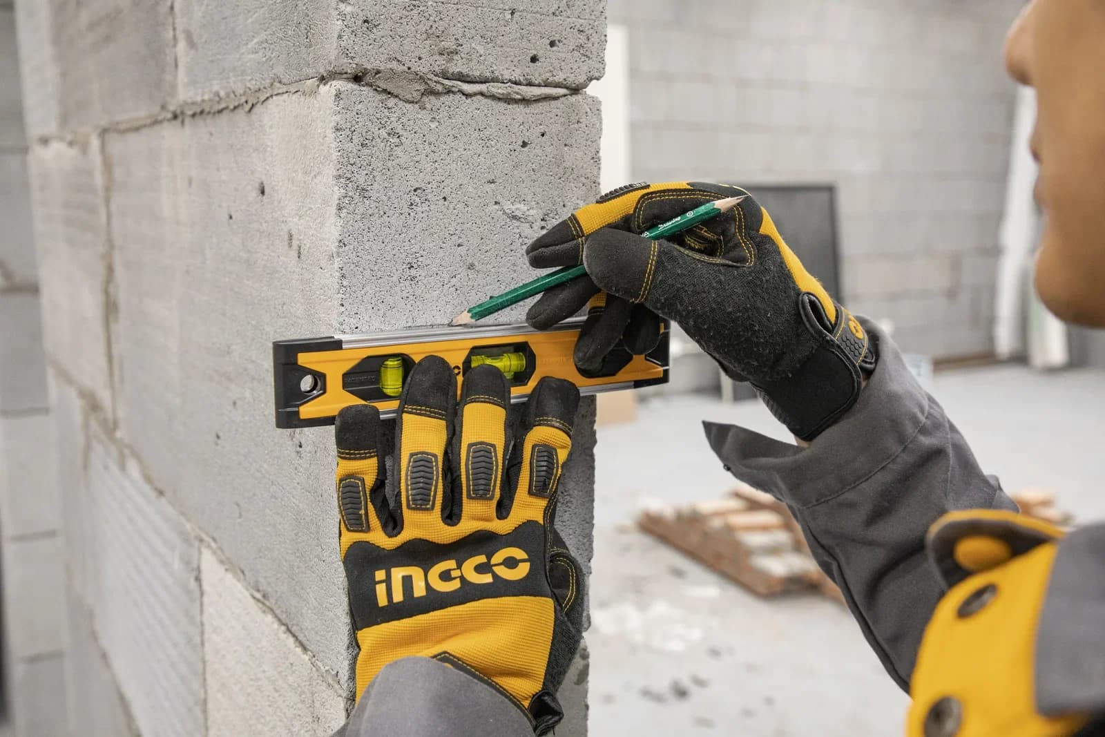 Уровень HMSL01030 INGCO SUPER