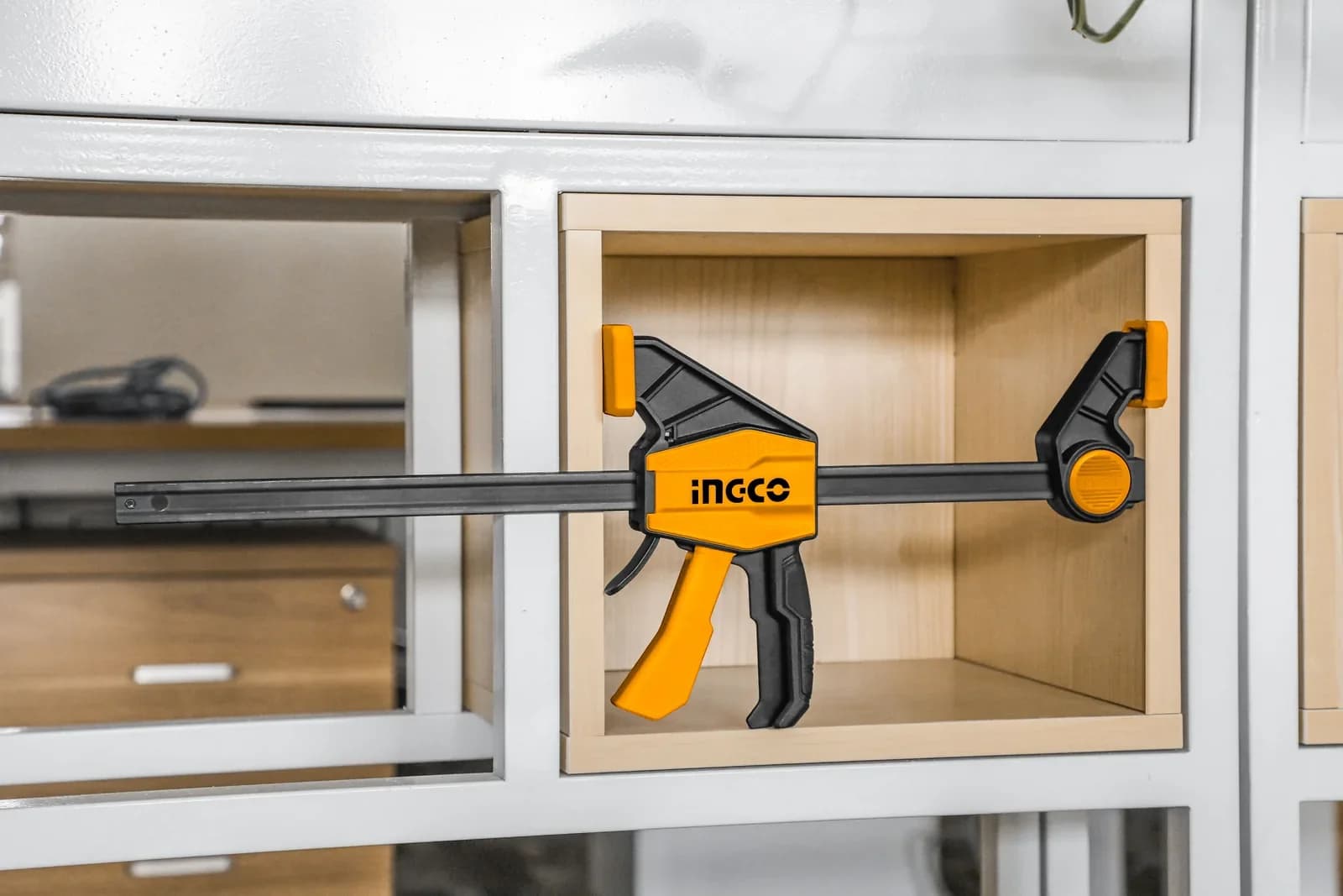Струбцина быстрозажимная HQBC01602 INGCO INDUSTRIAL