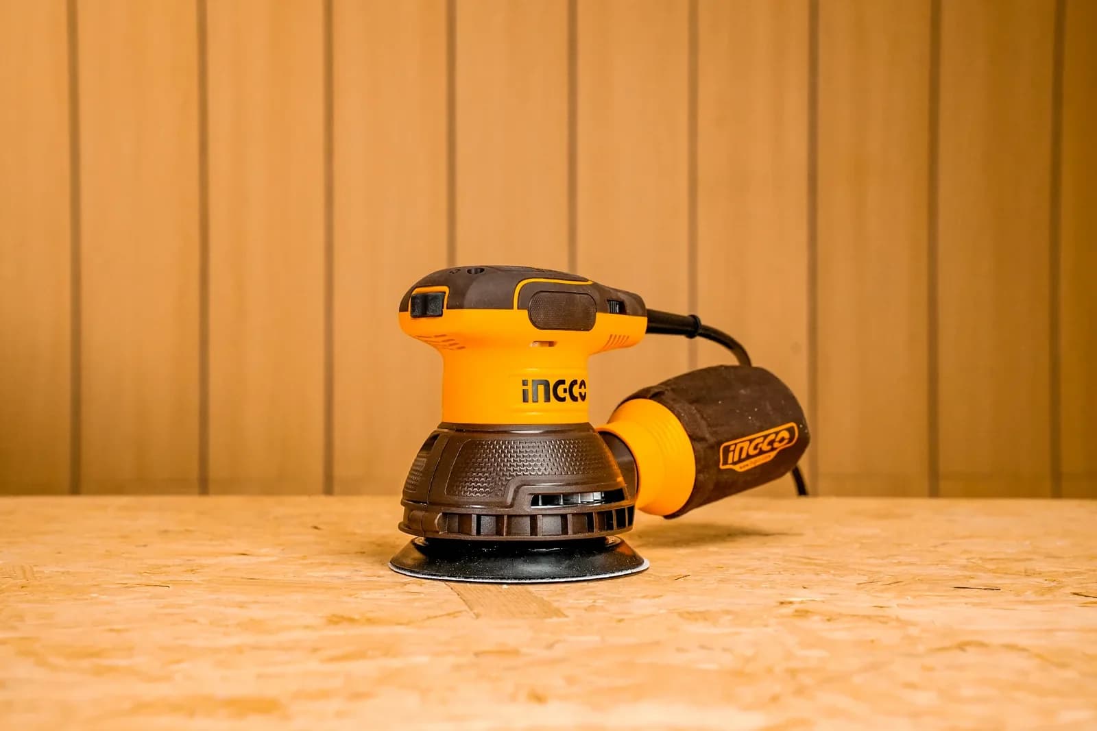 Шлифмашина эксцентриковая RS3216, 125 мм, INGCO